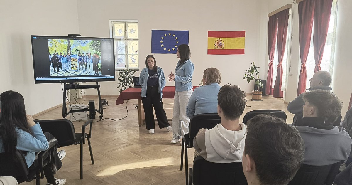 Idegenvezetés, fodrászat és Gibraltár