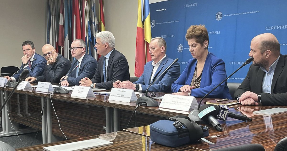 Aláírták a finanszírozási szerződést