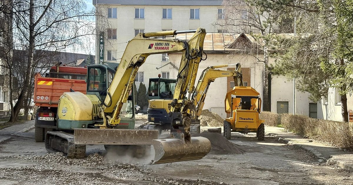 Újra dolgoznak a Mérleg utcában