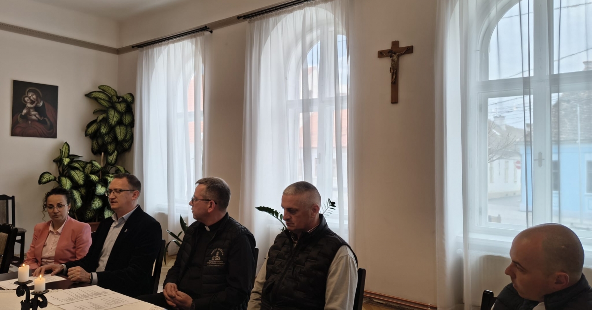 Idén először lesz eledelszentelés a főtéren