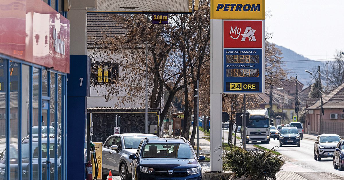 Sürgősségi rendelettel próbálják mérsékelni az üzemanyag árát