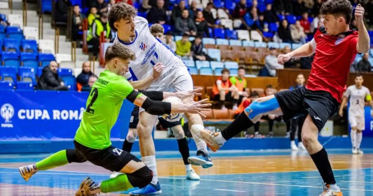 Kiharcolt döntetlen