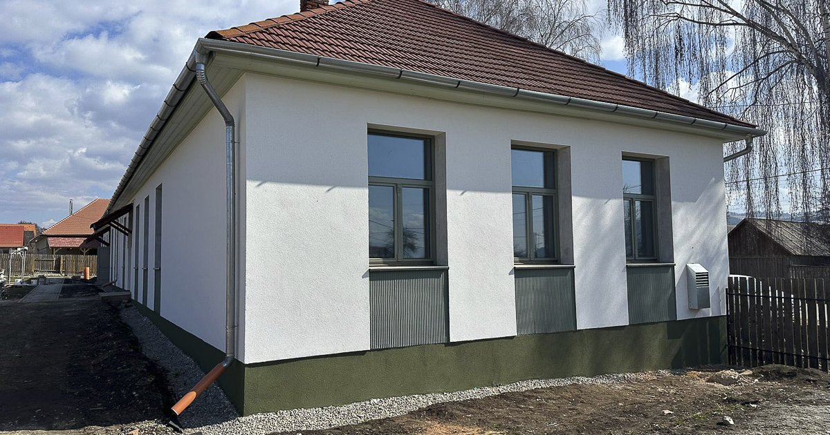 Befejezik a csíkdelnei iskola felújítását