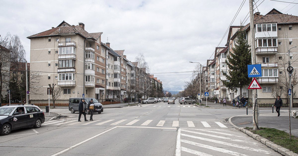 Ideiglenes körforgalmat tesztelnek