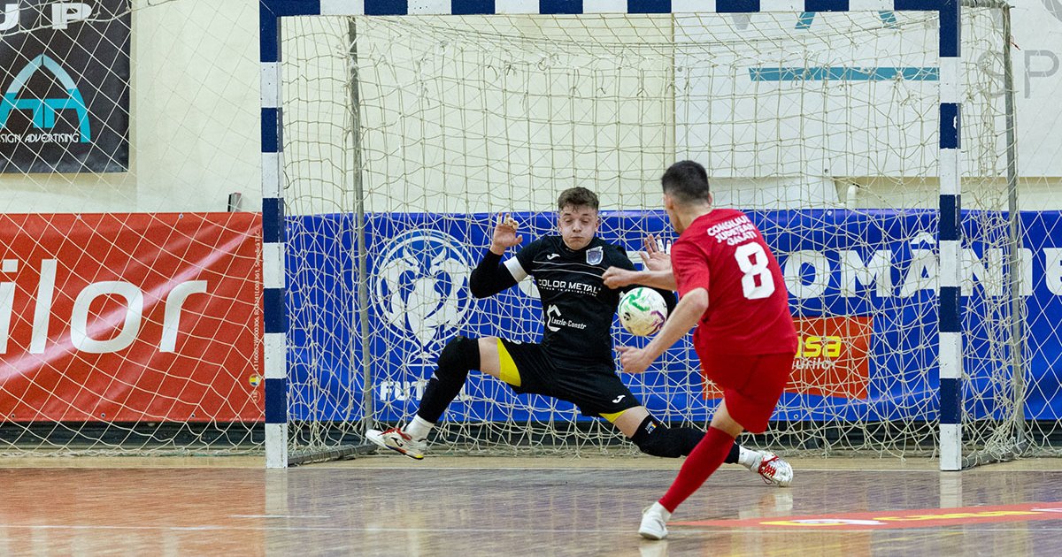 Elvéreztek a tavalyi döntősök