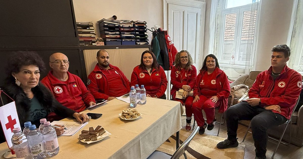 Életmentő tudást visz a végekre