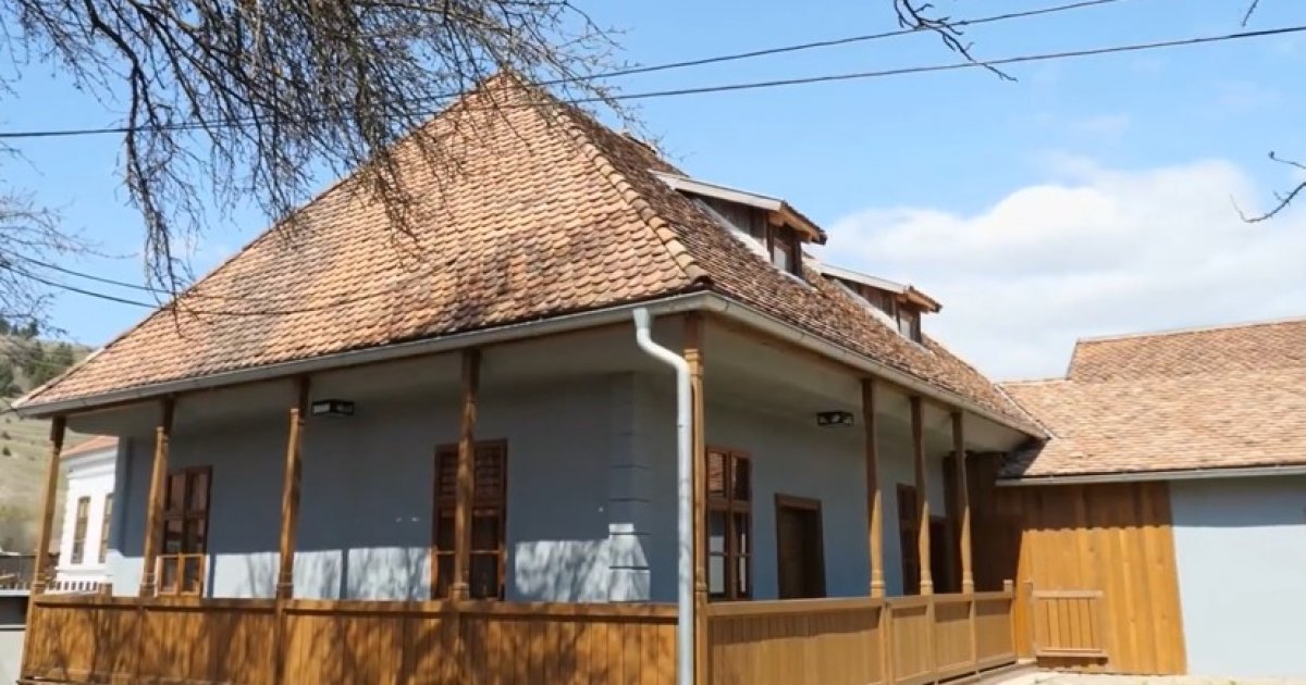 Márton Ferenc festőművész szülőháza, a Szenyes család portája