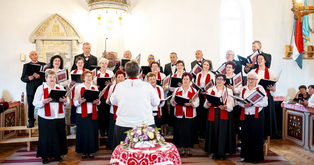 Közösségek és dallamok találkozása