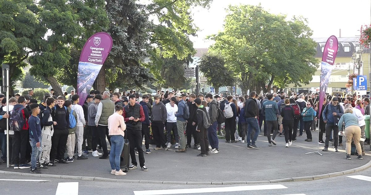 Szemétszedés tömbháznegyedekben és az utak mentén