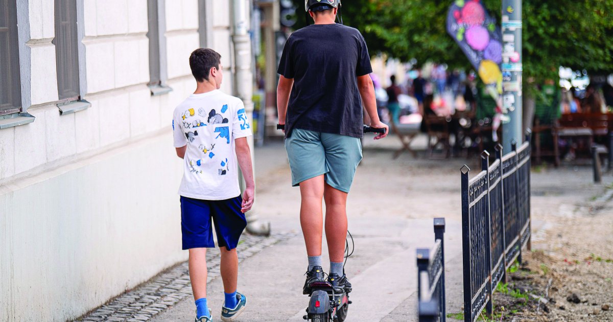 Elektromos rollerrel