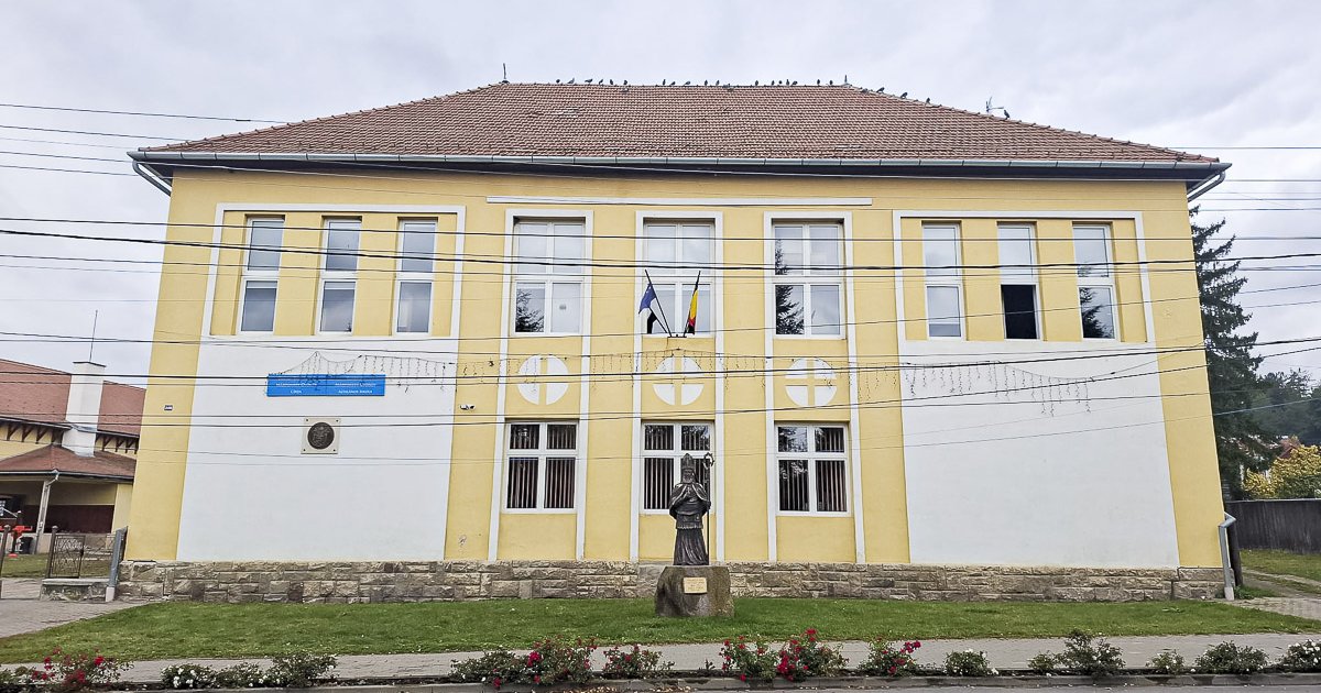 Új iskola épül Karcfalván, a jelenlegit pedig felújítják