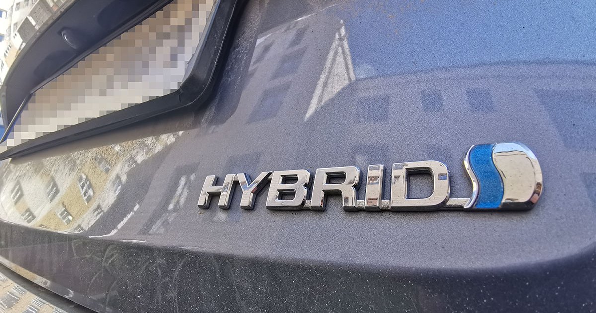 Csak feleannyi hibrid jármű jöhet Európába