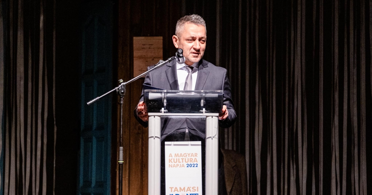 Marosvásárhelyen megnyitották a Tamási Áron-emlékévet