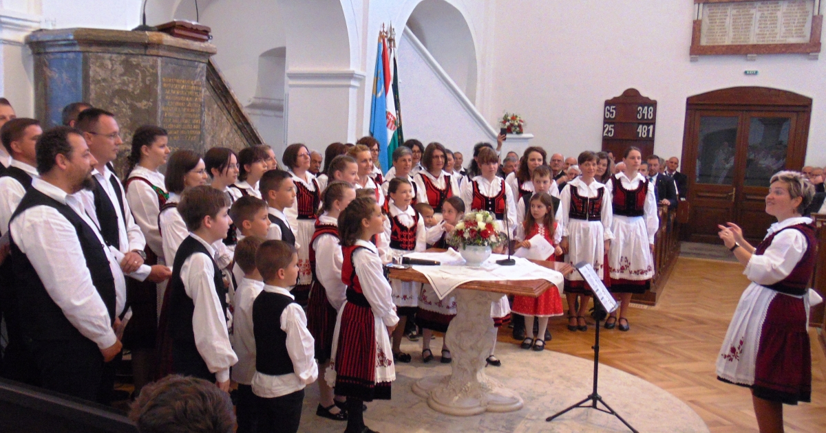 „Uram, jó nekünk itt lennünk” – Megáldották a Belvárosi Református Egyházközség templomát Székelyudvarhelyen