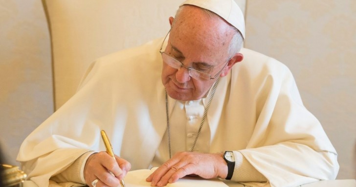 Ferenc pápa az emberiség vereségének nevezte az ukrajnai háborút