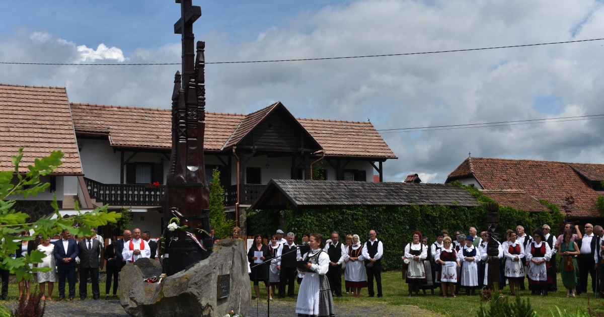 Hitben és nemzettudatban megerősödve ünnepelték az összetartozást