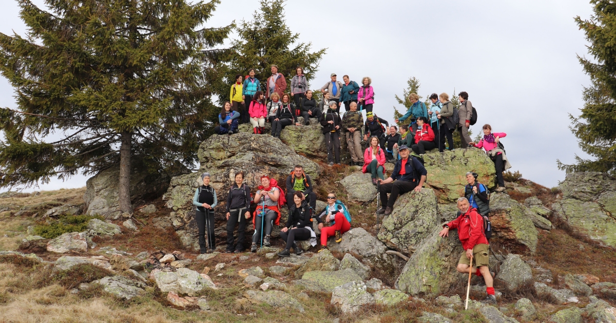 Ihol a cserevirág, avagy majális a CSEKE-vel!