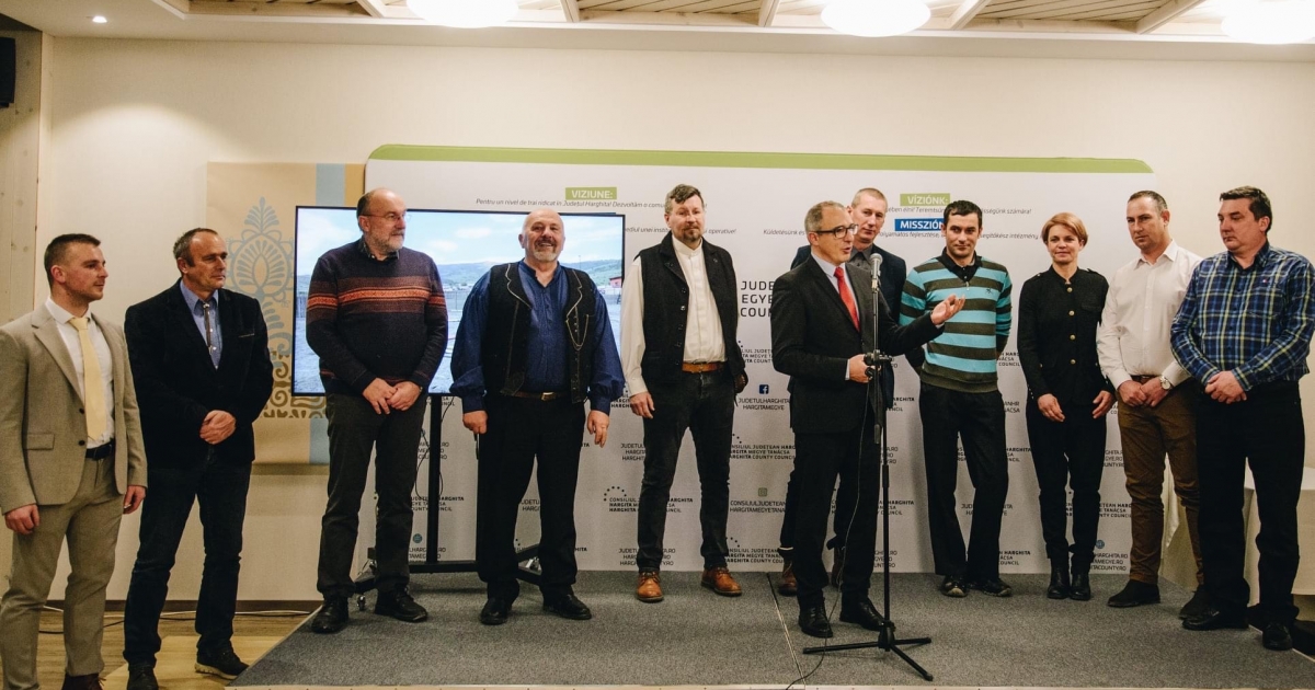 Jelentős támogatásban részesülnek a megyei lovasegyesületek