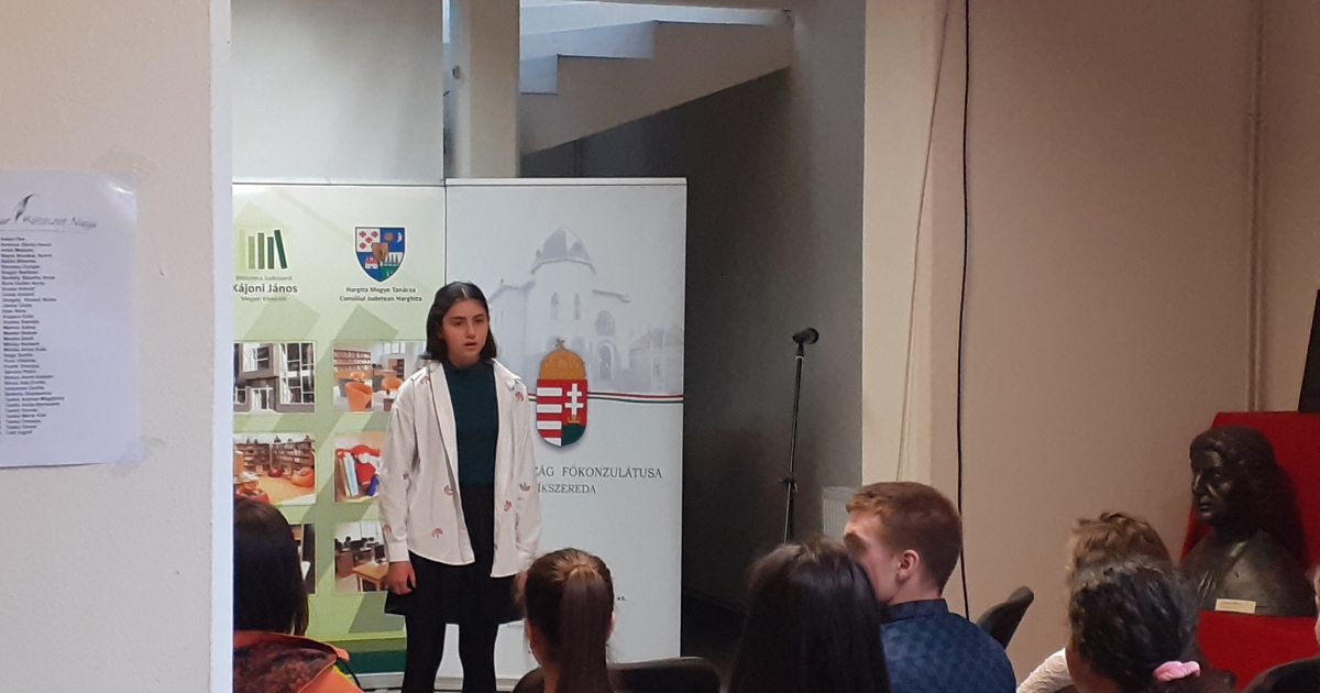 A versek által megismerni a csodát