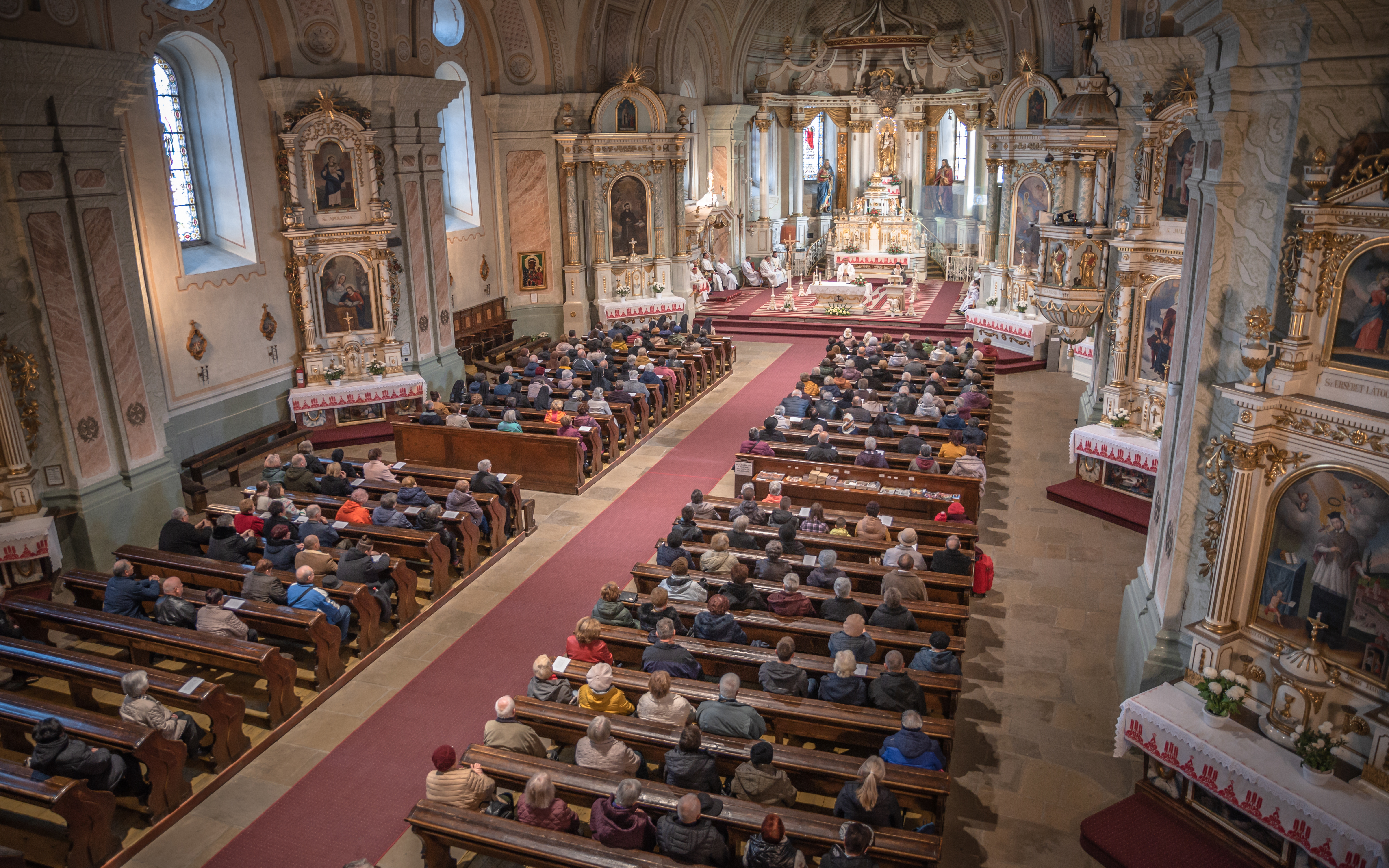 Erdélyi ferencesek/FB