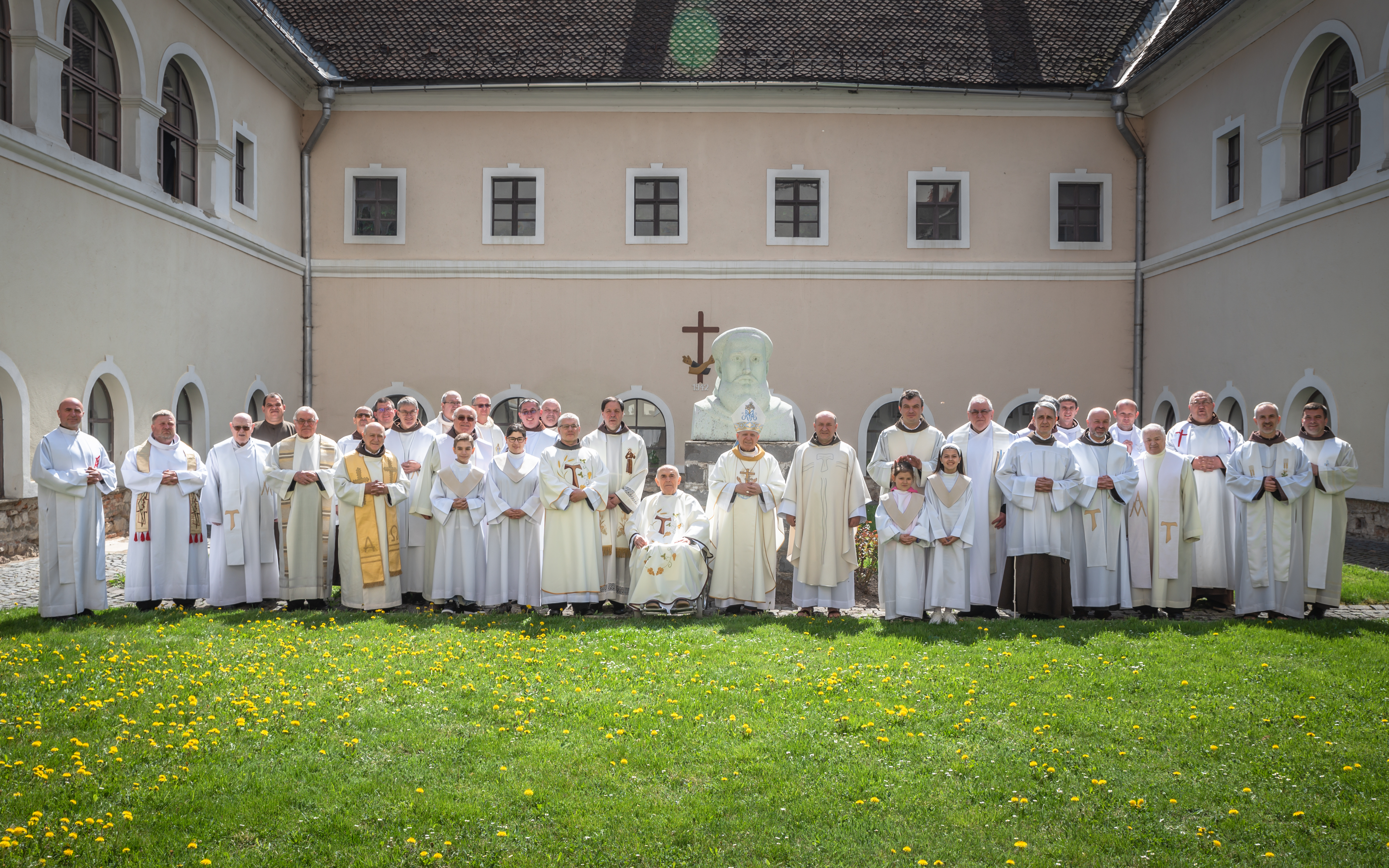 Erdélyi ferencesek/FB