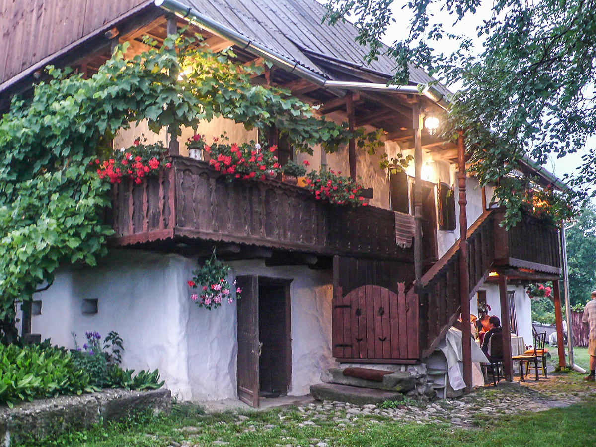 „Minél jobban szeretsz egy régi házat, annál kevésbé félsz a felújításától” „Minél jobban szeretsz egy régi házat, annál kevésbé félsz a felújításától”