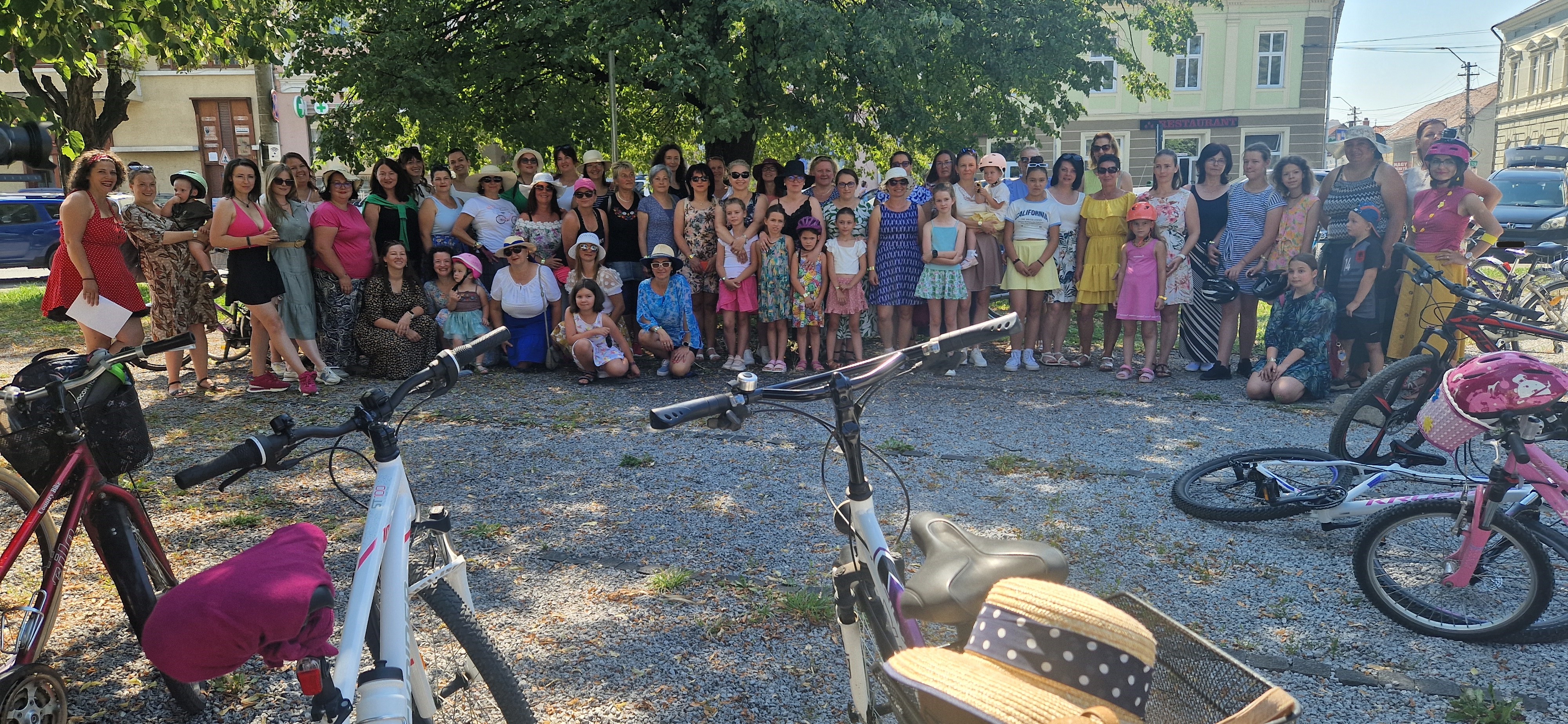 Szoknyában is lehet kerékpározni