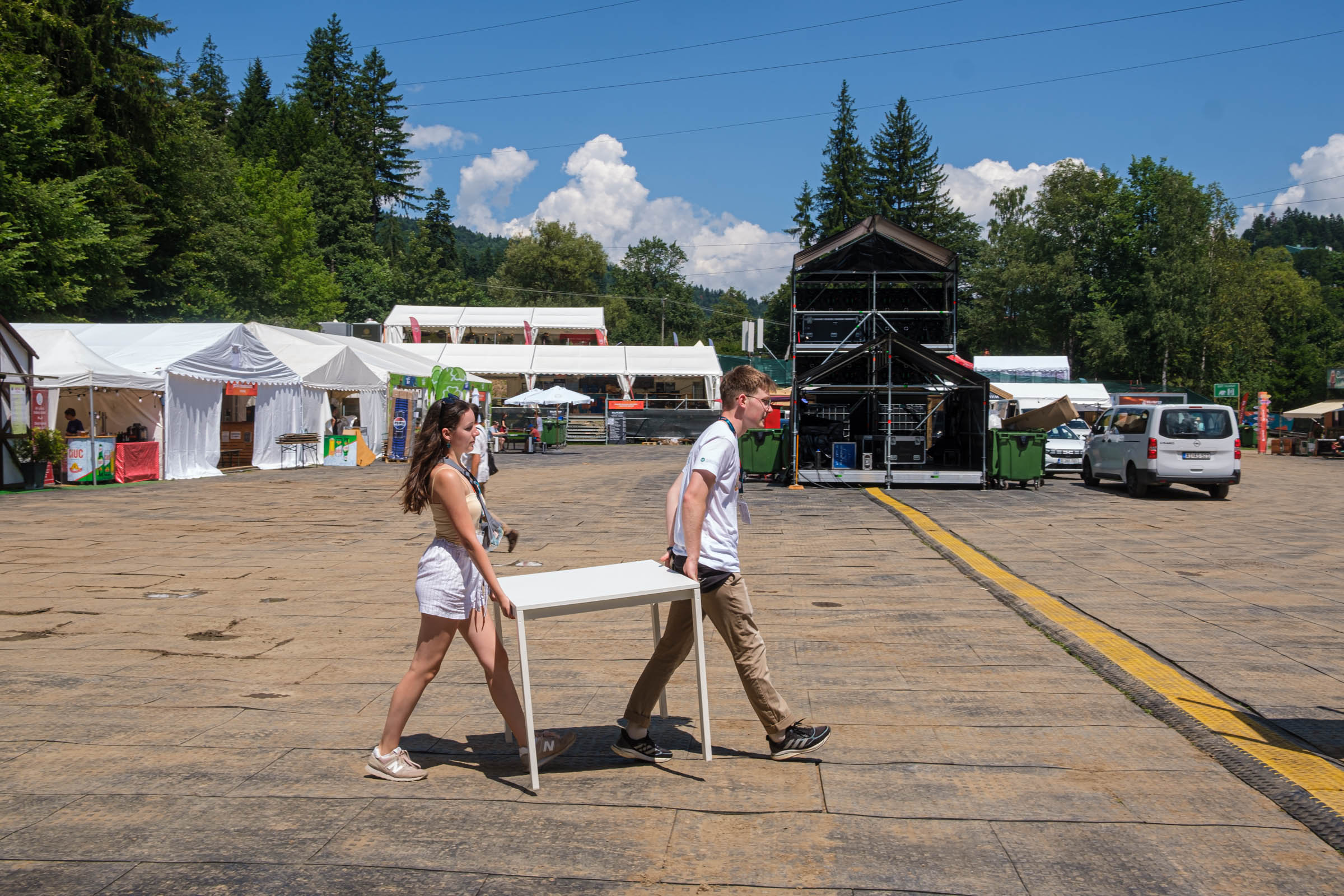Tusványos: fotókon mutatjuk a fesztivál nulladik napját