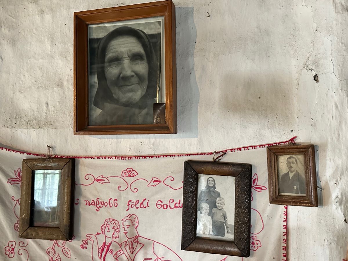 Az őseinkhez való ragaszkodás kötelez Az őseinkhez való ragaszkodás kötelez