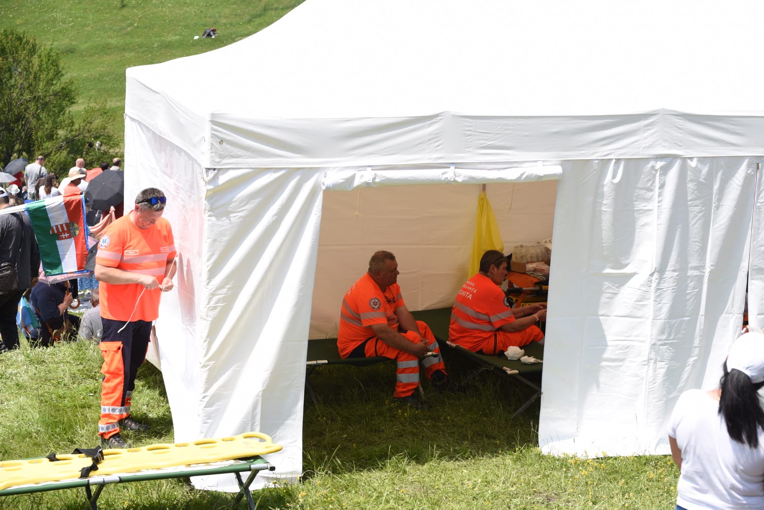Több mint kétszáz személyt láttak el az egészségügyi sátrakban Több mint kétszáz személyt láttak el az egészségügyi sátrakban