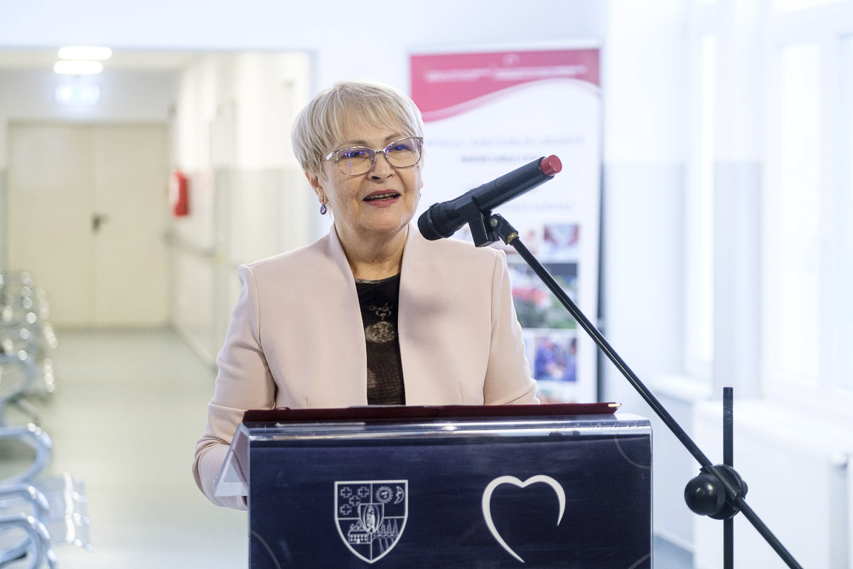 Átadták a korszerűsített járóbeteg-rendelőt