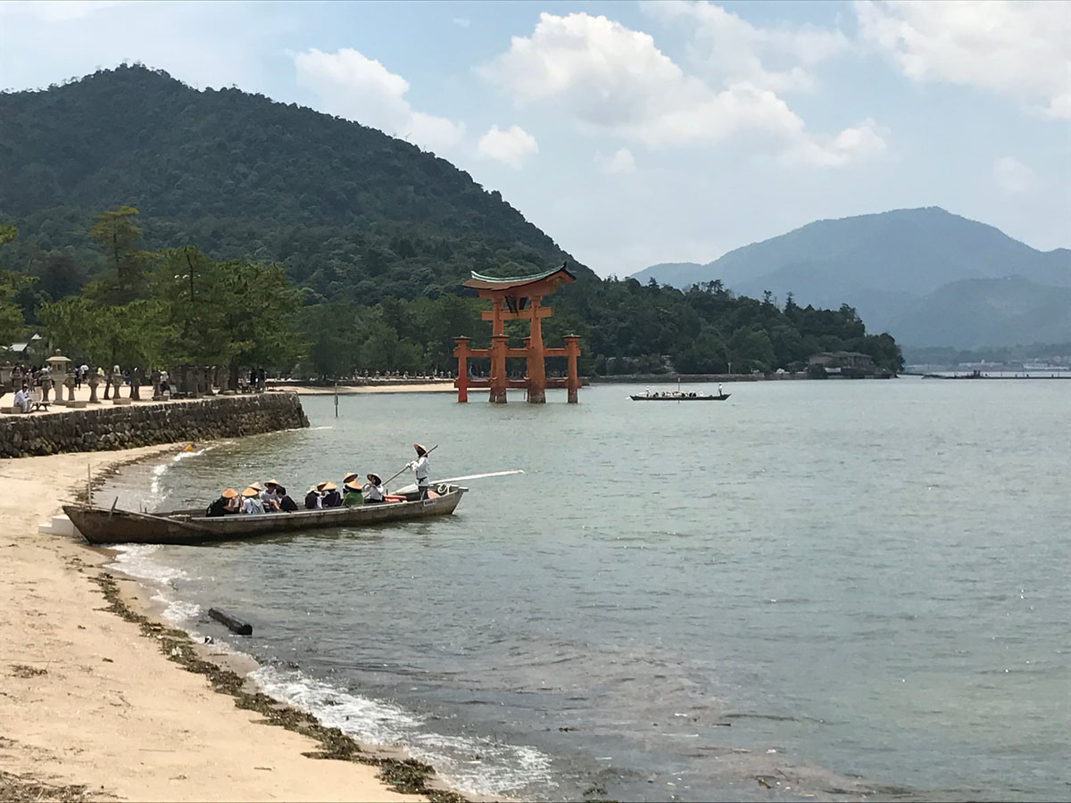 Nagyálmos Ildikó: úton lenni, mozgásban lenni boldogság