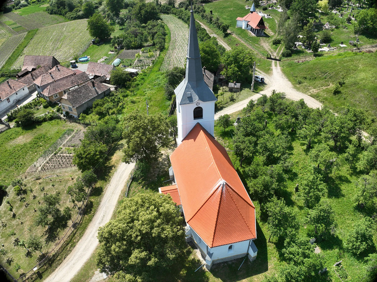 Több mint 1,76 millió lej Hargita megye épített örökségének védelmére és régészeti kutatásokra 2025-ben