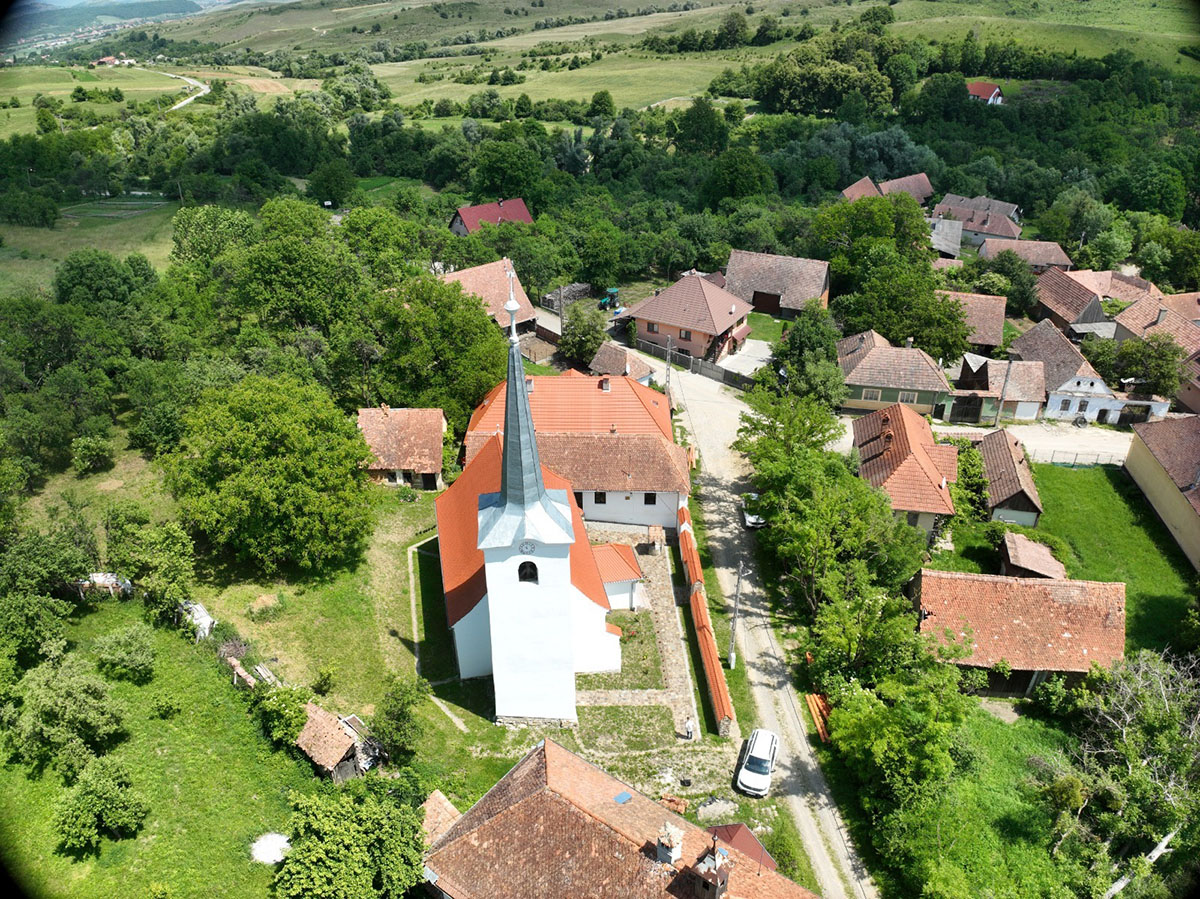 Több mint 1,76 millió lej Hargita megye épített örökségének védelmére és régészeti kutatásokra 2025-ben