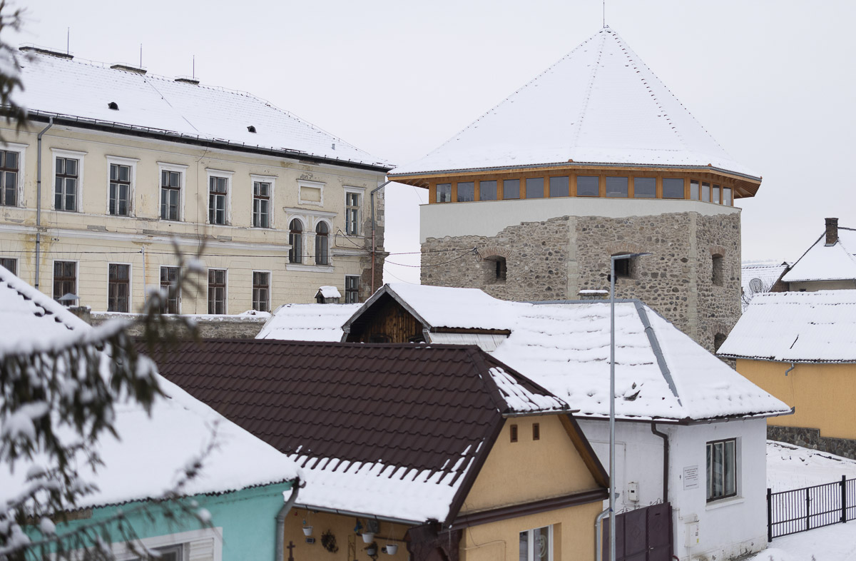 Mi vár a Székelytámadt-várra?