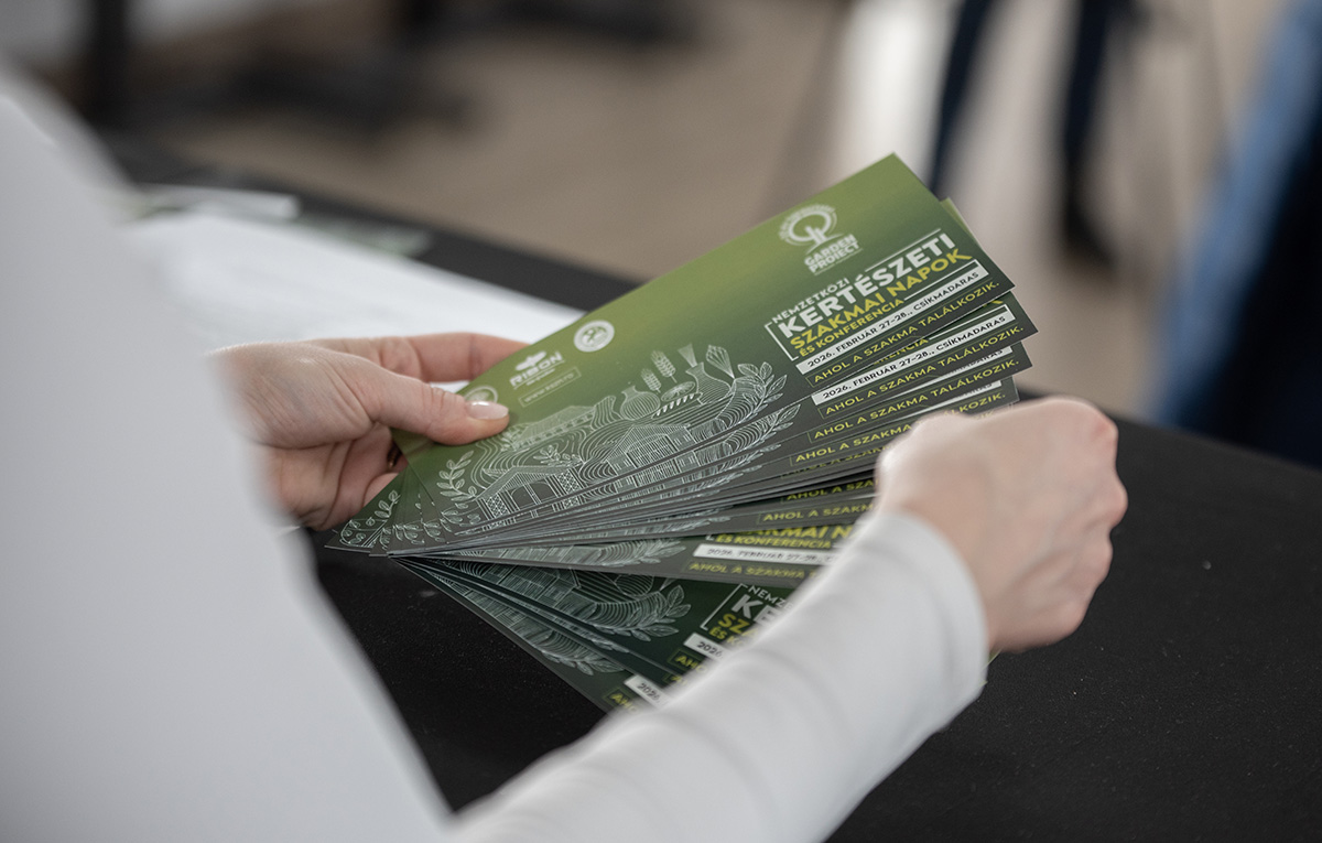 Kertészeti konferencia és metszőtanfolyam Csíkmadarason Kertészeti konferencia és metszőtanfolyam Csíkmadarason