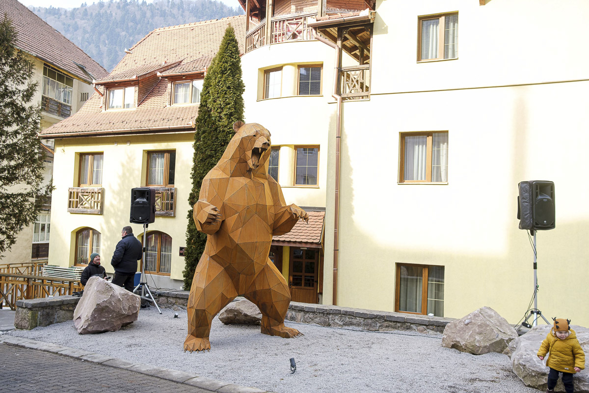 Az utcán „találkozni” a medvével