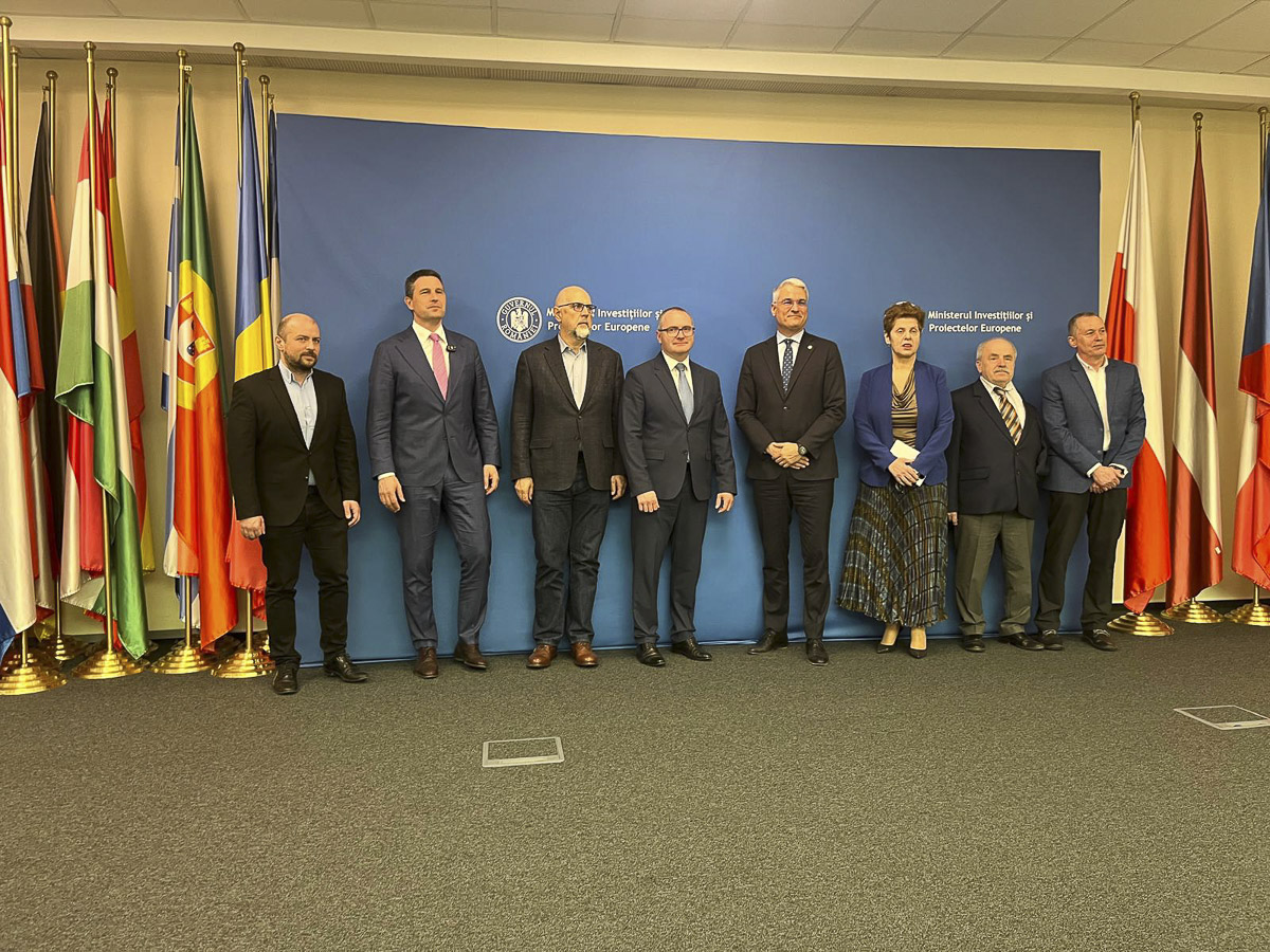 Aláírták a finanszírozási szerződést