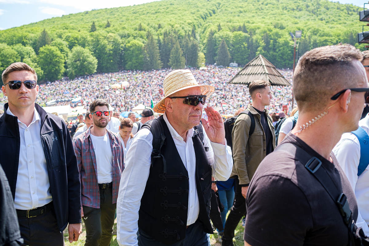 Sulyok Tamás Csíksomlyón: akik itt vannak, azok egy akaraton vannak