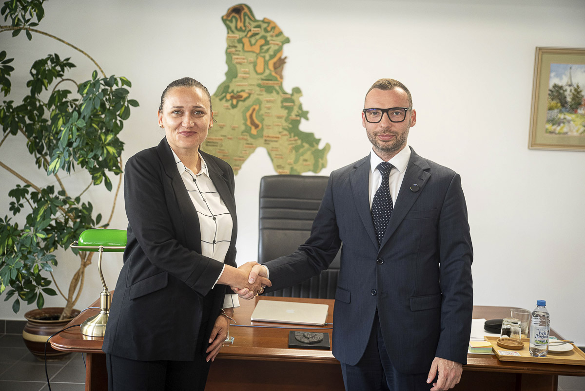 Dobos Melinda az új megyemenedzser Dobos Melinda az új megyemenedzser