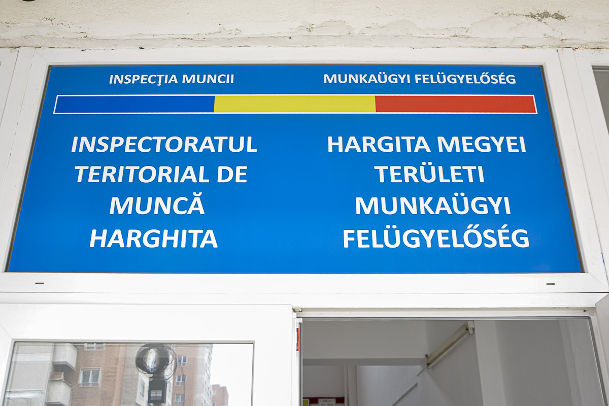 Még 3300 munkakönyv várja a tulajdonosát Még 3300 munkakönyv várja a tulajdonosát
