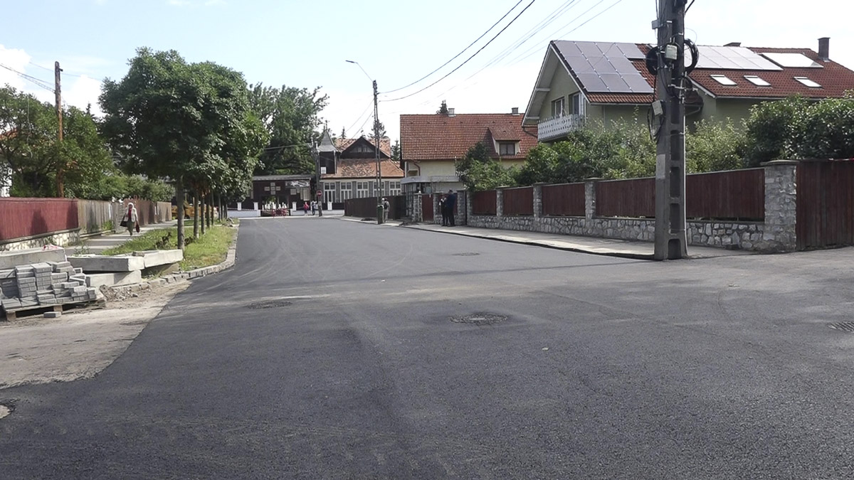 Aszfaltszőnyeg a Kórház utcában Aszfaltszőnyeg a Kórház utcában