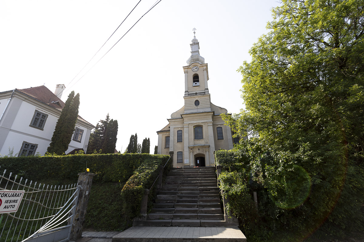 Felújítanák a Szent Miklós-templomot és segítenék az egyszülős családokat Felújítanák a Szent Miklós-templomot és segítenék az egyszülős családokat