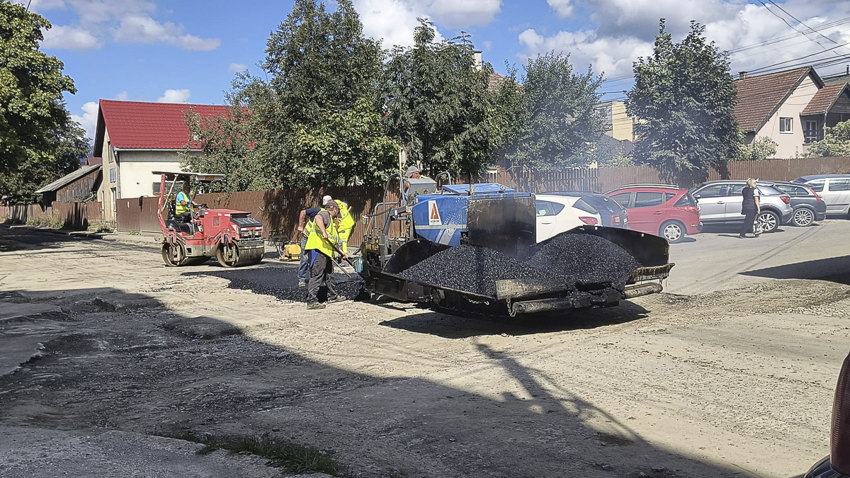 Helyreállítják a közművesítés miatt feltört utcát Helyreállítják a közművesítés miatt feltört utcát