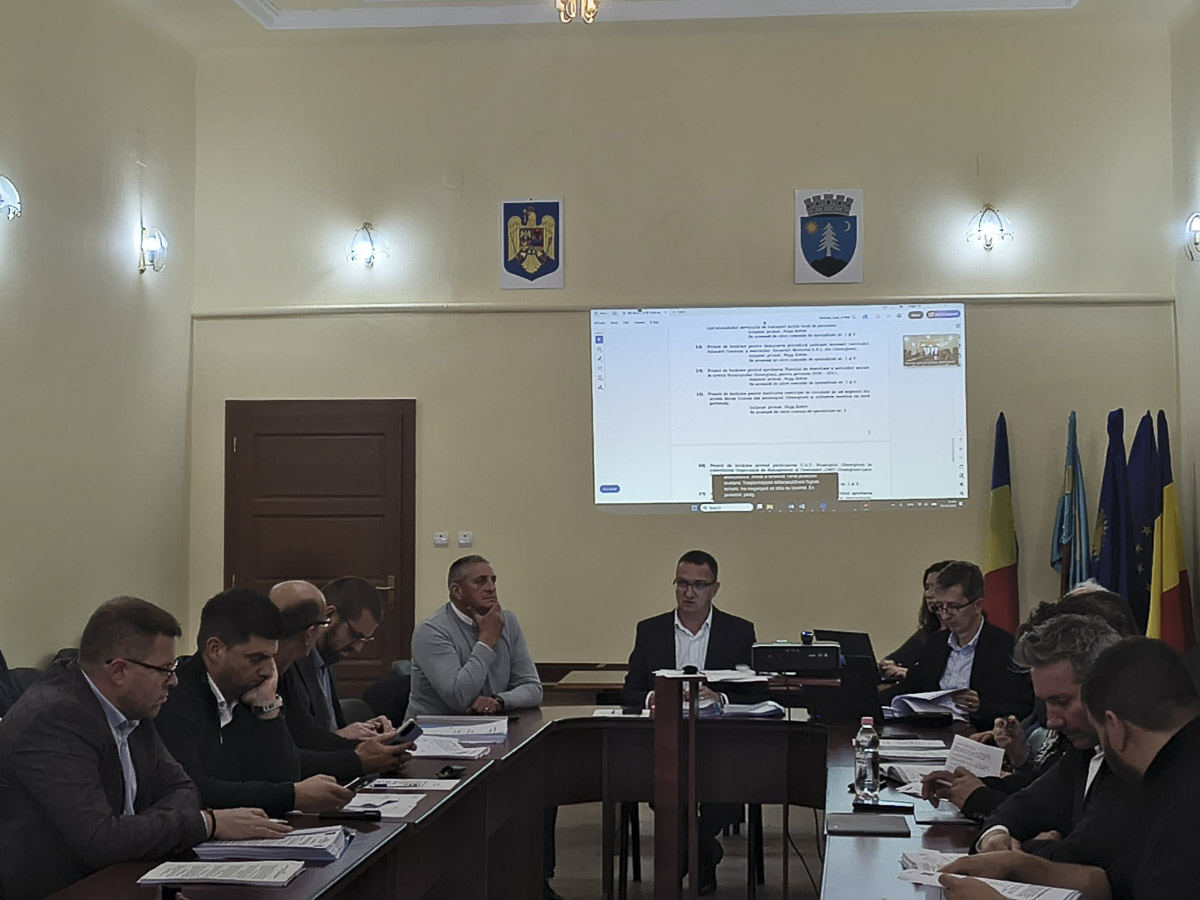 Tömbházfelújításról és tömegközlekedésről is döntöttek Tömbházfelújításról és tömegközlekedésről is döntöttek