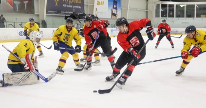 Csúfos vereséggel indítottak