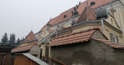 Cserép és kockakő