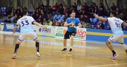 Keményen büntettek a tengerpartiak