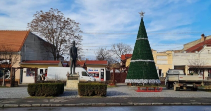 Ajándéközön várja a gyerekeket Keresztúron