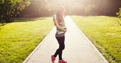 A kiskorú leányanyák majdnem fele romániai